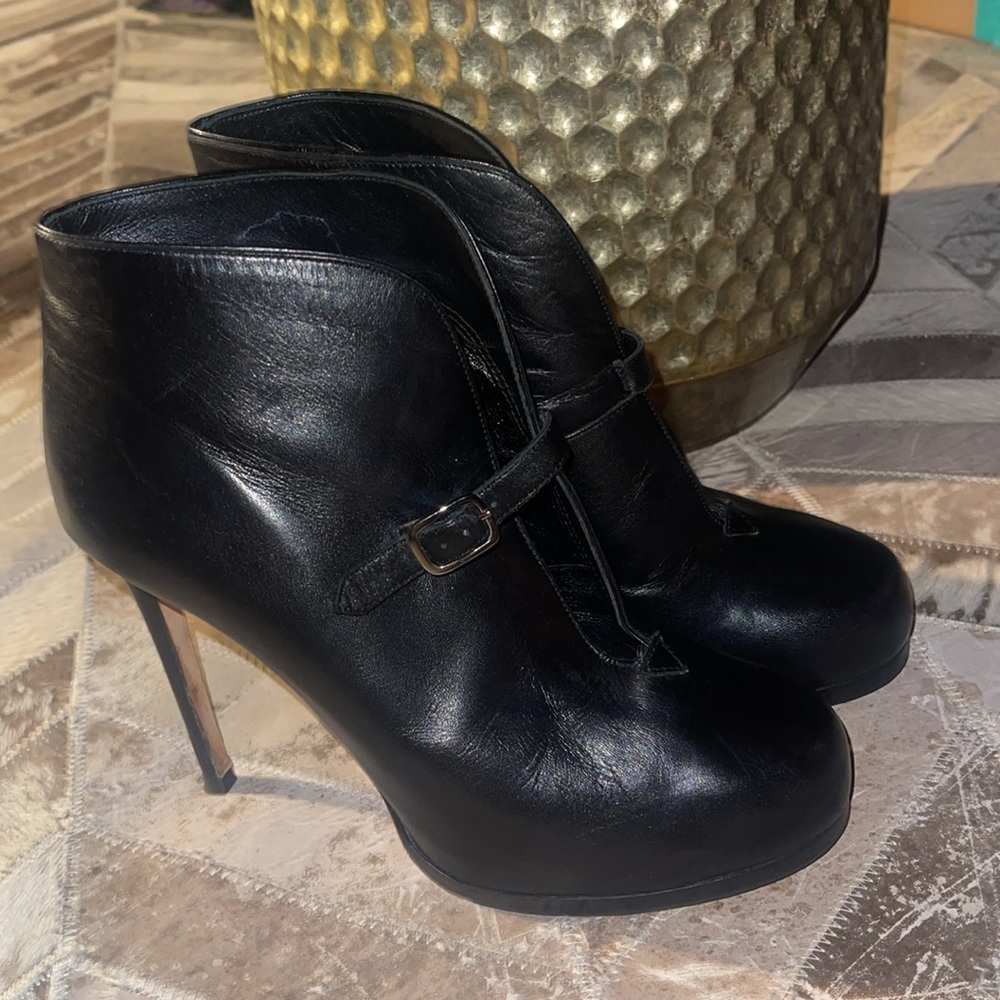 Boots - Picture 2 of 5